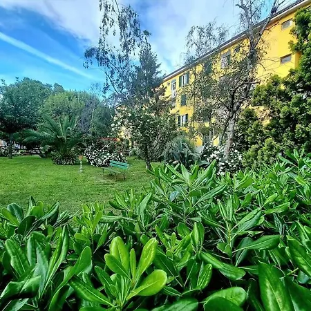 Vista Giardino - L'onda Blu Apartament *