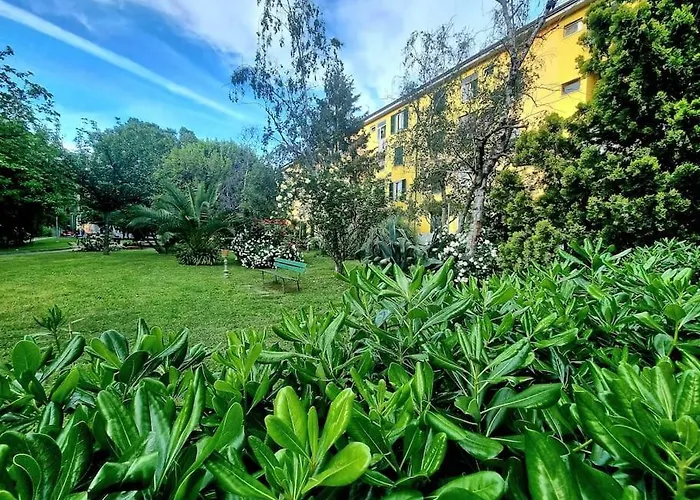Vista Giardino - L'onda Blu Appartamento *